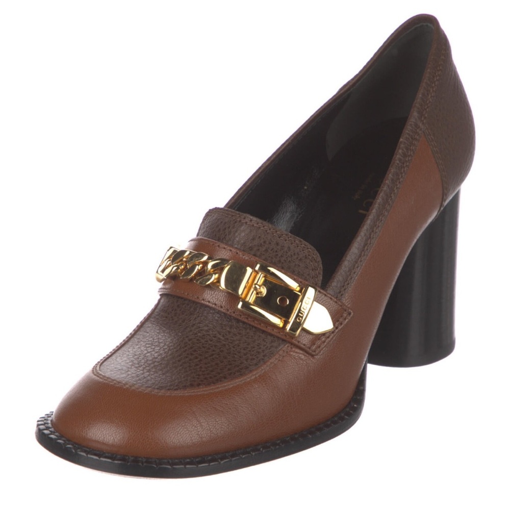 NWOT Gucci Chain Link Accent Pumps